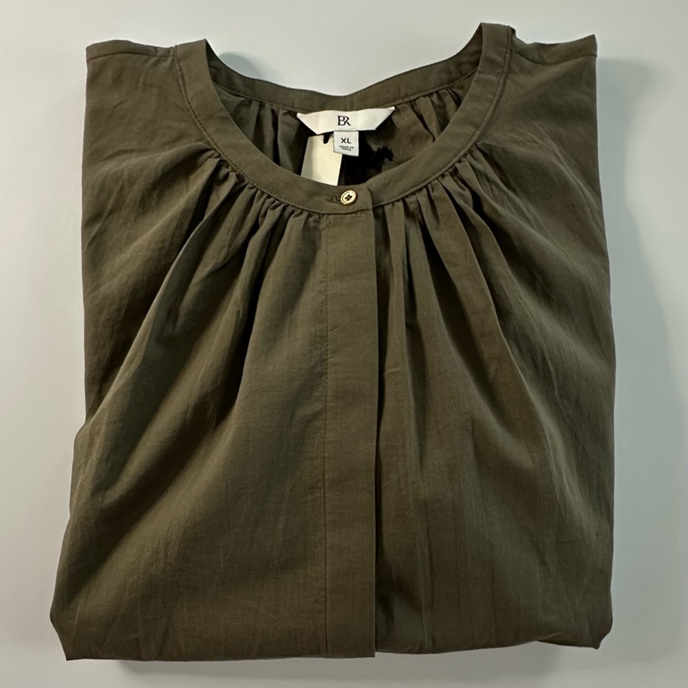 Banana Republic Cotton Voile Shirred Blouse in Army Green | XL | NWT - Picture 3 of 13